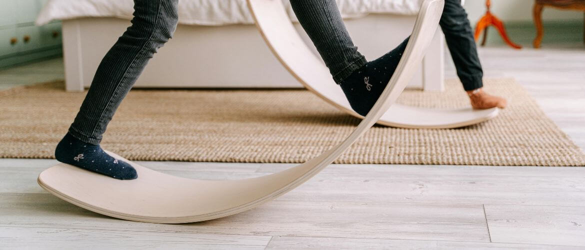 Balanceboards für Senioren Ratgeber unsplash